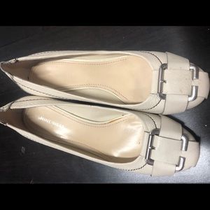 Clark’s leather buckle wedge 8.5